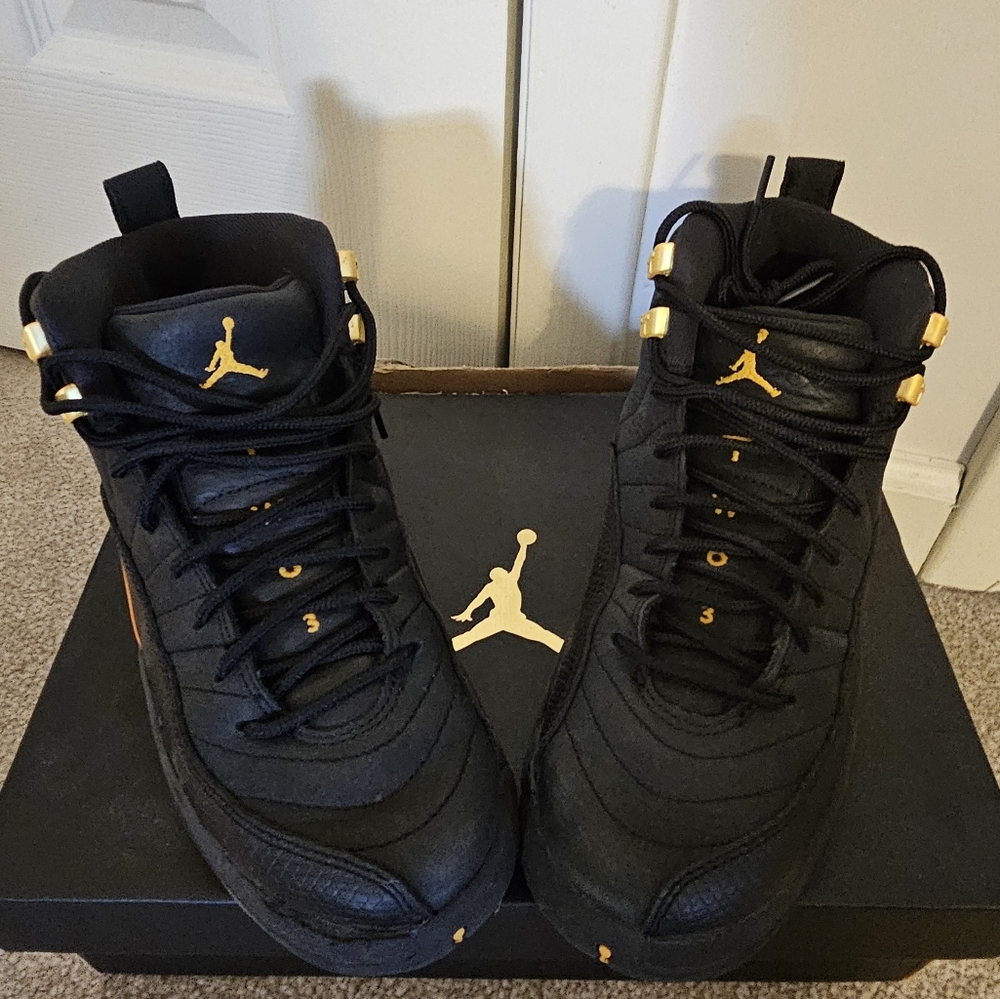 Air Jordan 12 Retro (GS) Black/Taxi, Youth Size 4.5